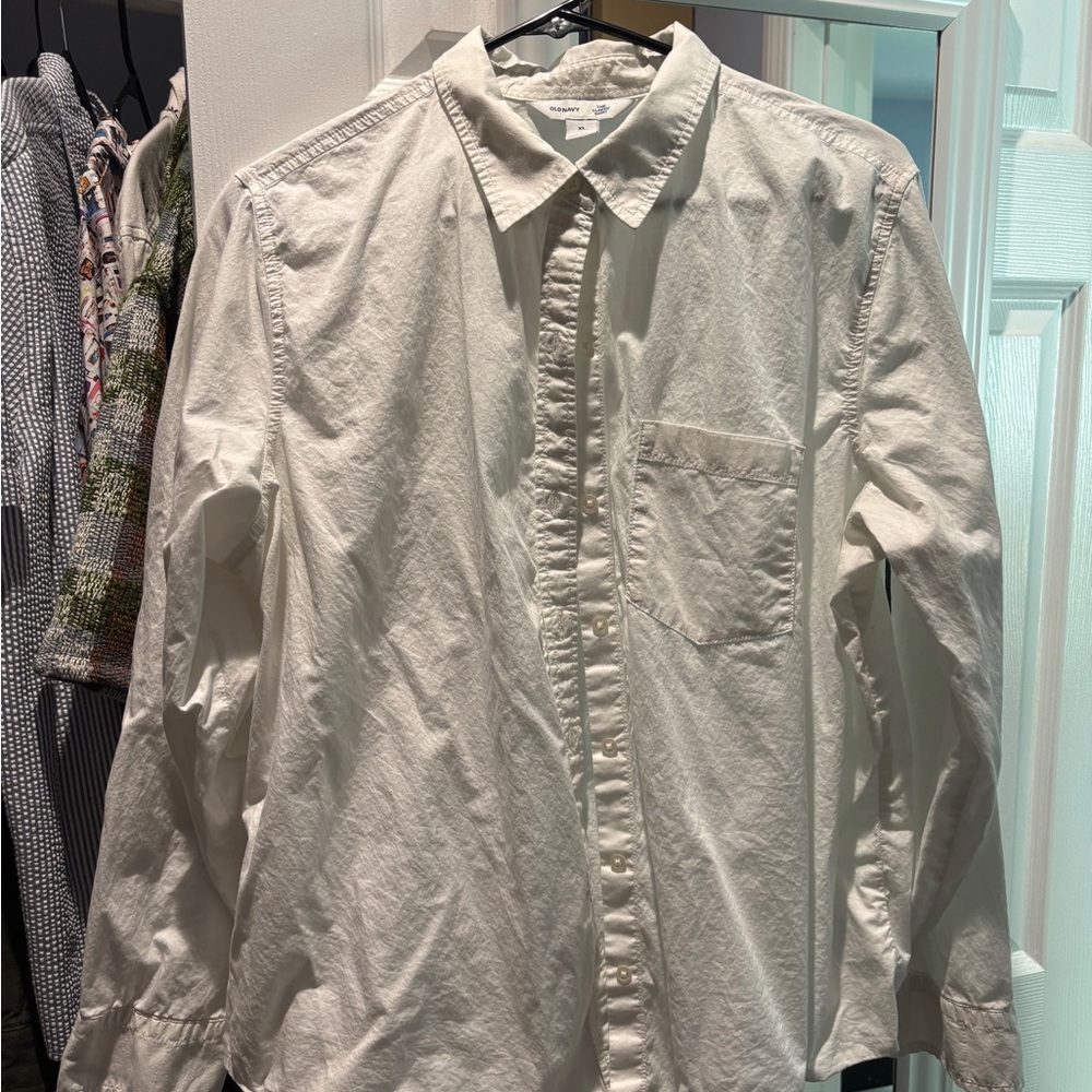 Women’s Classic White Button-Down Shirt